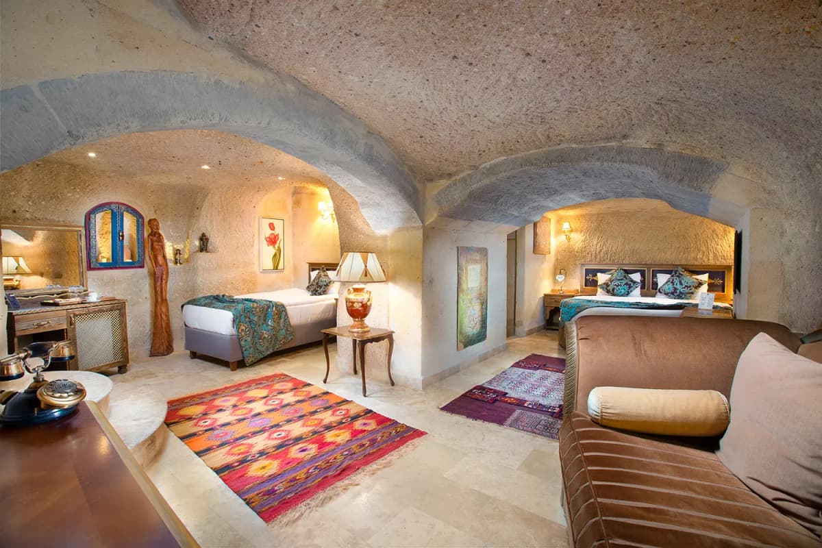 Selfie Cave Hotels Odalar