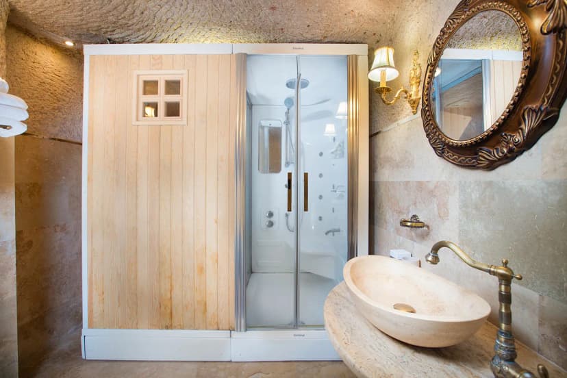 Selfie Cave Hotels Odalar