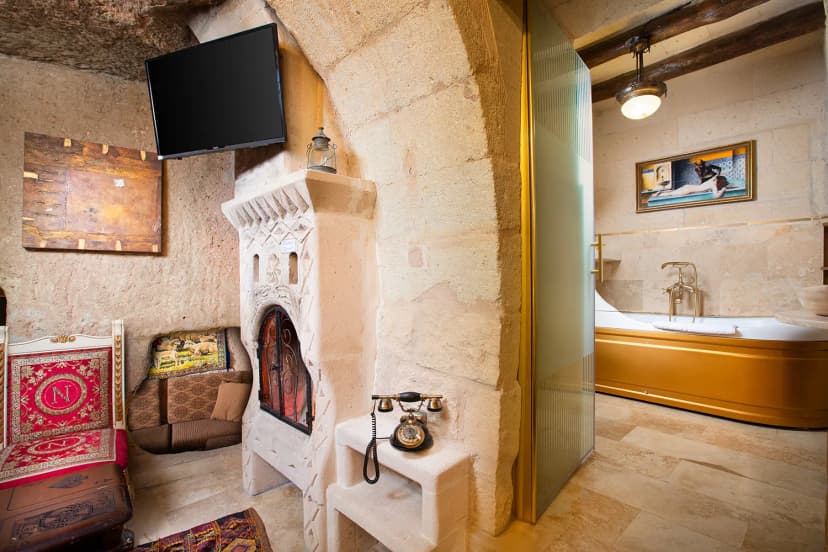 Selfie Cave Hotels Odalar